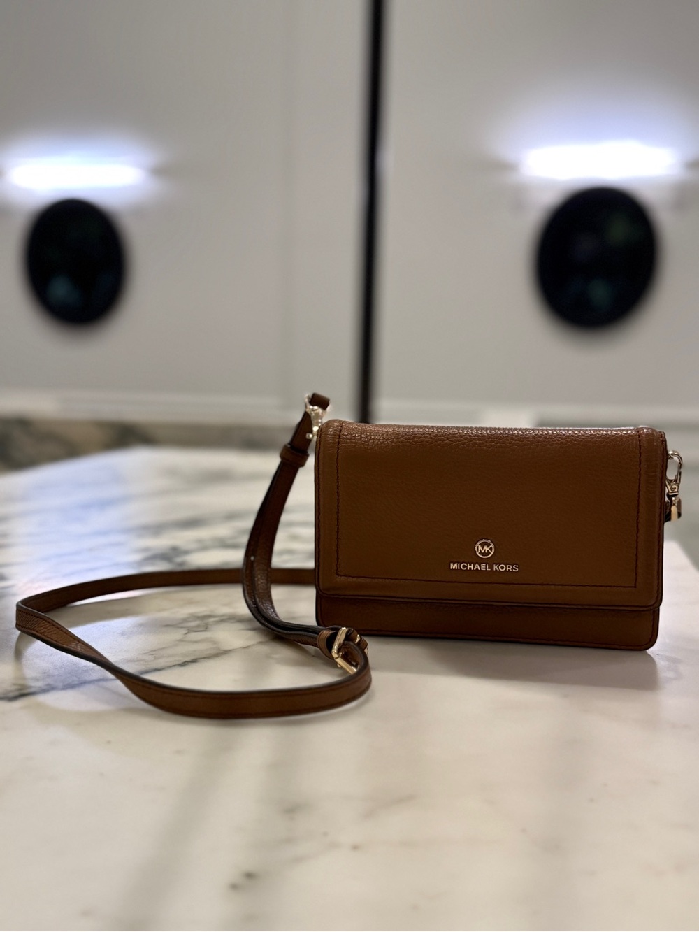 Michael Kors Jet Set Travel Wallet Crossbody in Luggage Brown
